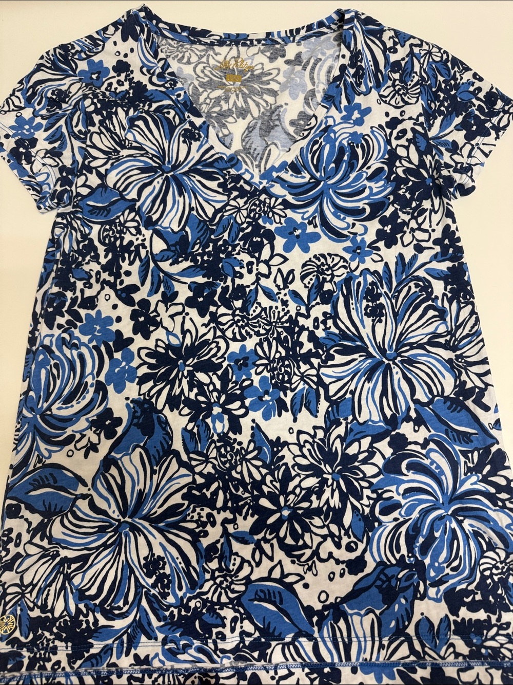 Lilly Pulitzer Floral V-Neck Women’s Top - Blue